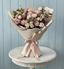 Букет цветов из:  Розы и Лизиантусы в Боровский Тюменская область