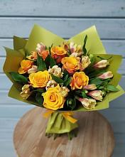 Букет цветов из:  Альстромерии и Розы в Боровский Тюменская область