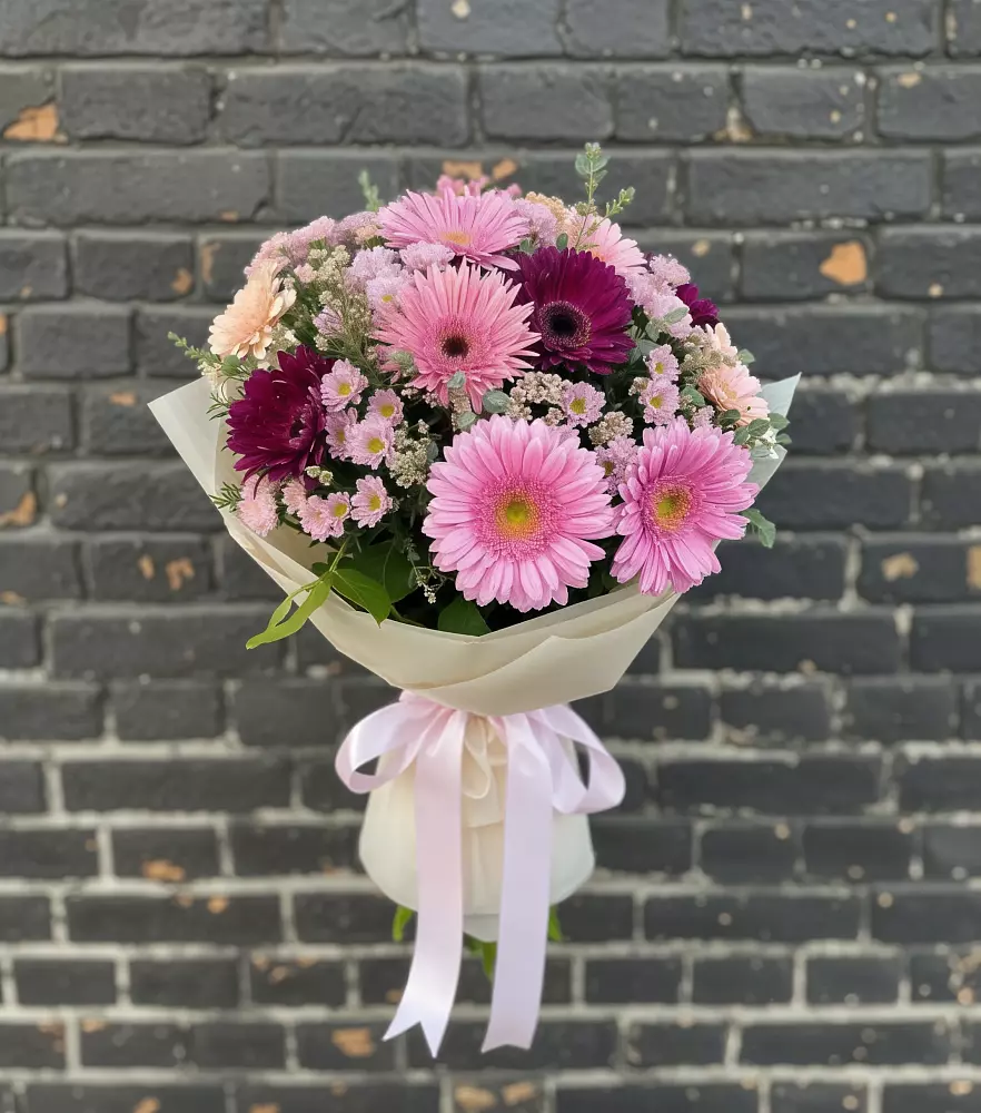 Букет цветов из: Герберы и Хризантемы в Боровский Тюменская область