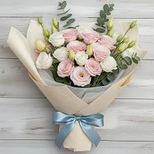 Букет цветов из:  Лизиантусы в Боровский Тюменская область