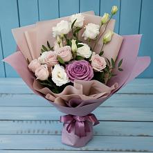 Букет цветов из:  Розы и Лизиантусы в Боровский Тюменская область