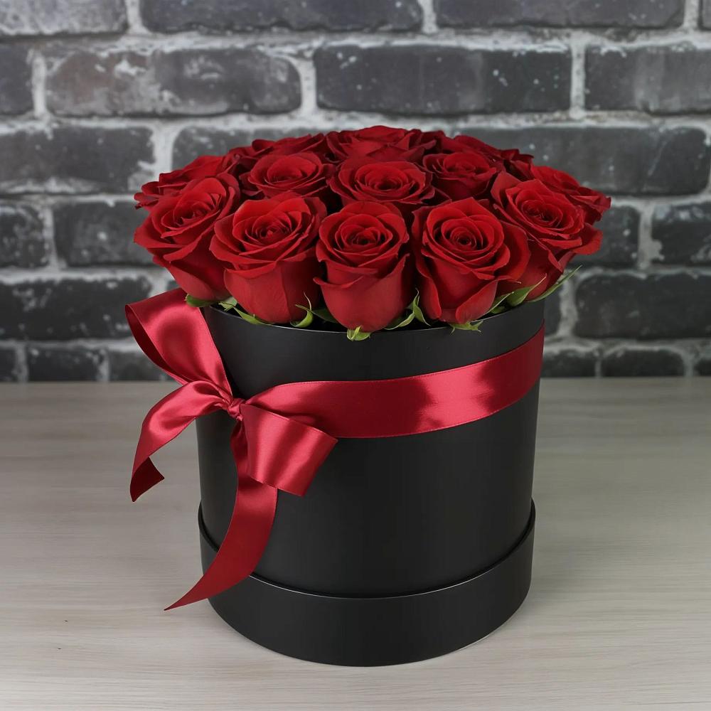 Цветочная композиция из Розы в шляпной коробке в Боровский Тюменская область