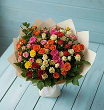 Букет Микс из разноцветных кустовых роз в Боровский Тюменская область