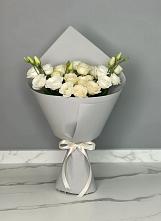 Букет цветов из:  Розы и Лизиантусы в Боровский Тюменская область